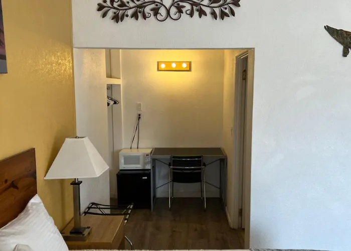 Supai Motel 4*